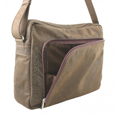 Besace A4 Arthur&Aston en bandoulière