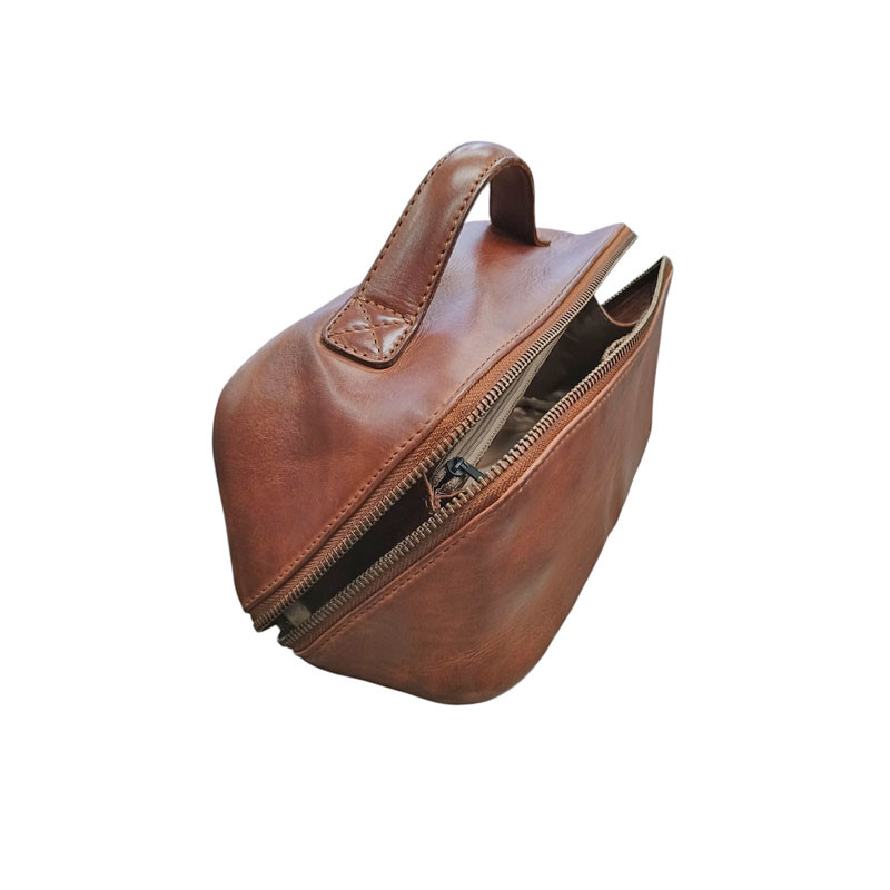 Trousse de toilette BEAR cuir ouvert2