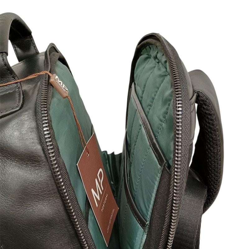 Marta Ponti sac à dos business noir vue de côté ouvert