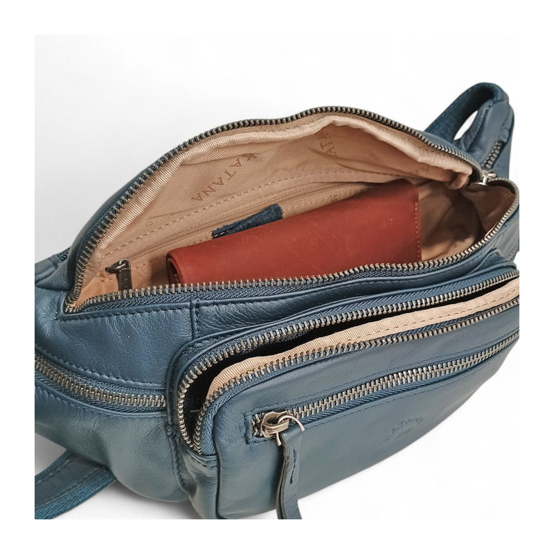 KAT81681 Grand sac banane homme en cuir bleu marine intérieur