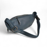 KAT81681 Grand sac banane homme en cuir marine dos