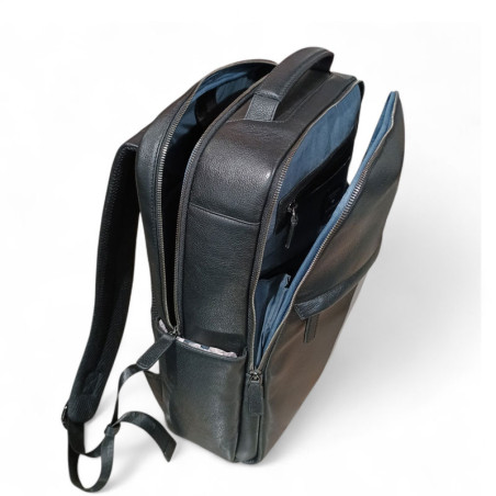 Sac à dos PICARD 1233 en cuir noir photo ouvert