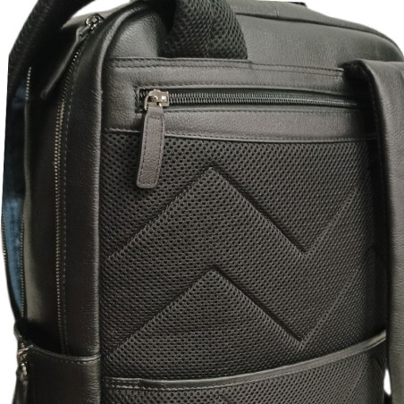 Sac à dos PICARD 1233 en cuir noir photo poche au dos