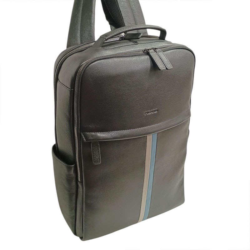 Sac à dos PICARD 1233 en cuir noir photo de face