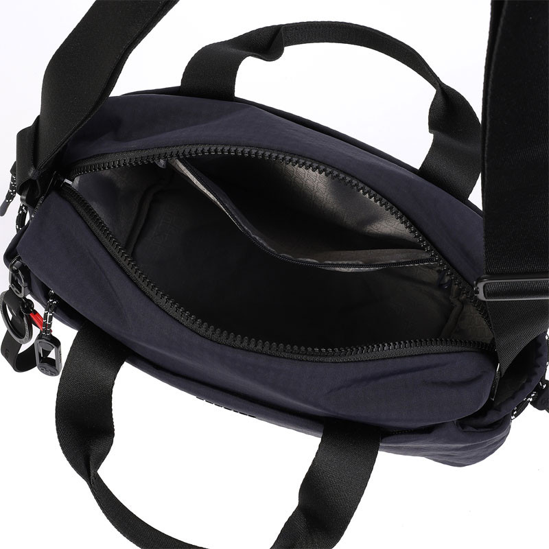 Sac dame Hedgren porté main String02 marine ouvert