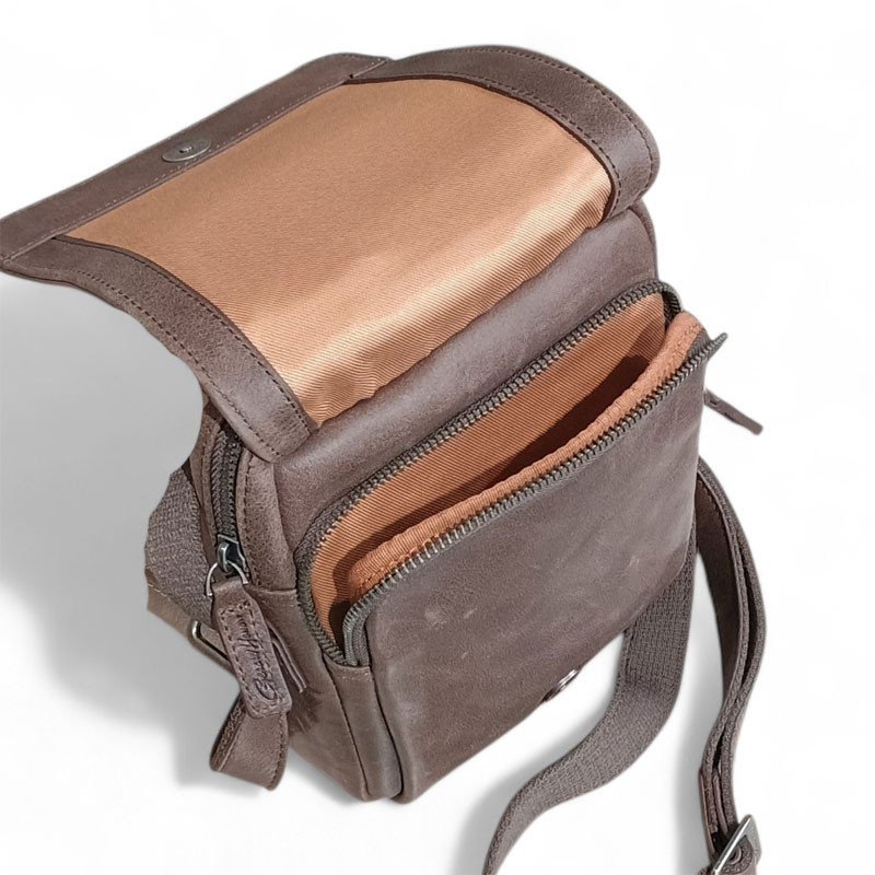 GERARD HENON Sacoche Homme chocolat 7102 ouvert2