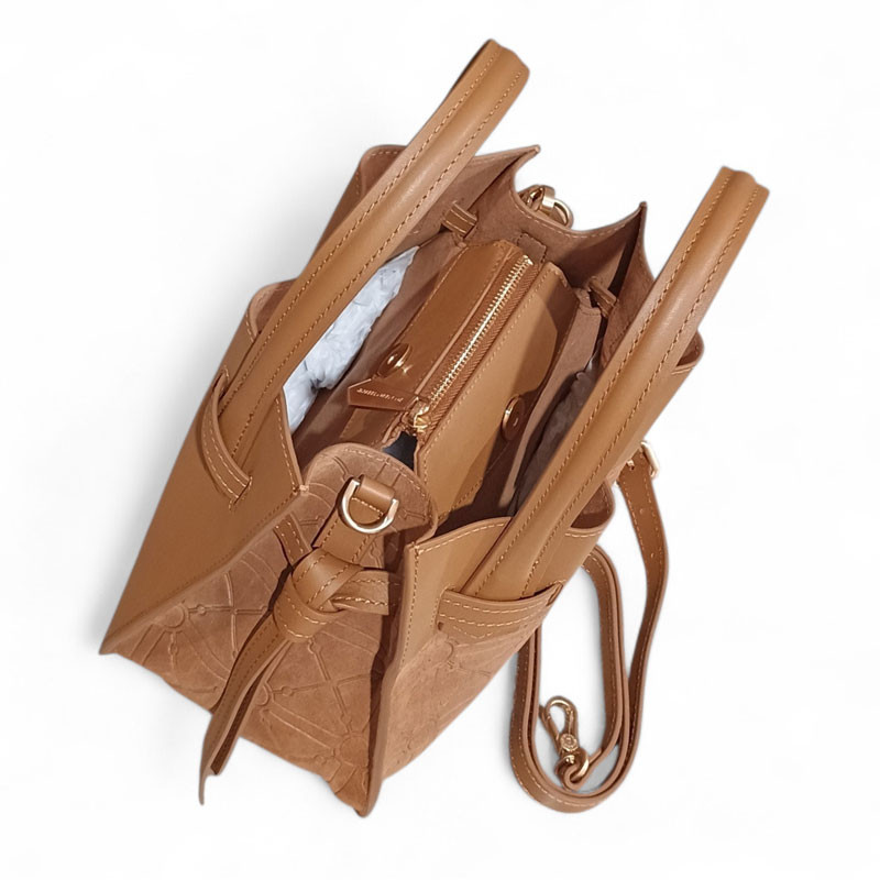 Blossom NEO DAIM 2026 Camel interieur